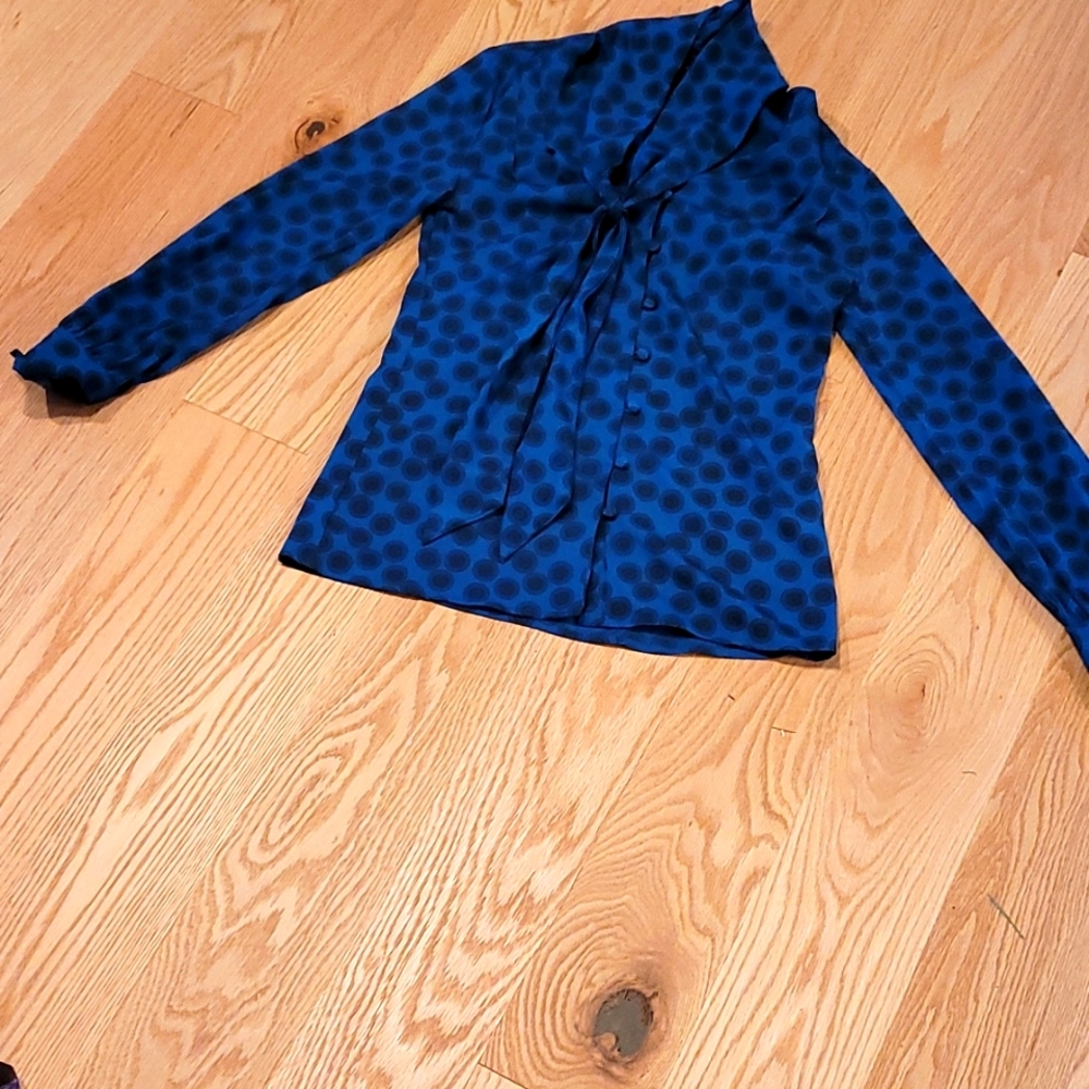 Tie neck blouse